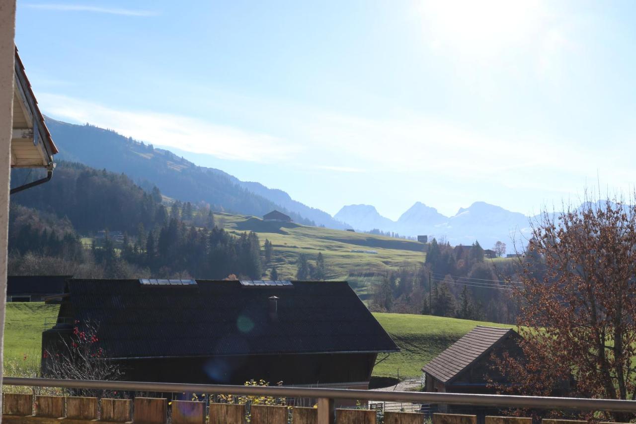 Schlafen Im Sternen Ennetbuehl Bed & Breakfast Nesslau Екстериор снимка